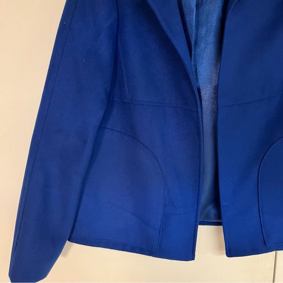 Beautiful Chico’s Bright Blue Jacket/Blazer, Size 1 - Picture 4 of 6